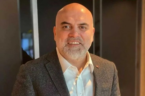 Lüks otomobillerle para aklama! Son model arabalar gizli otoparktan çıktı